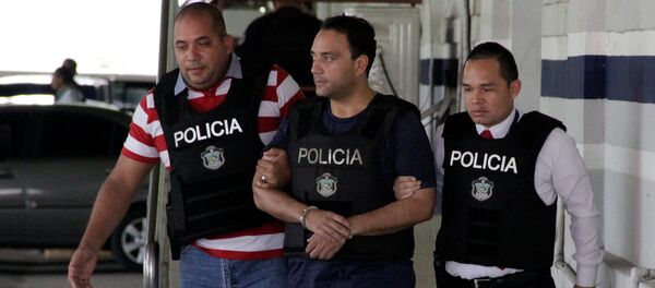 Roberto Borge, exgobernador del estado mexicano de Quintana Roo (centro) Roberto Borge, exgobernador del estado mexicano de Quintana Roo (centro) - Sputnik Mundo