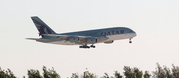 Un avión de Qatar Airways - Sputnik Mundo