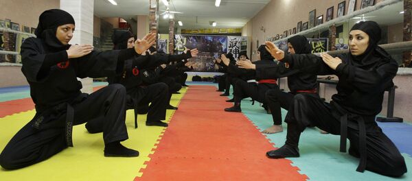 Mujeres ninjas de Irán - Sputnik Mundo