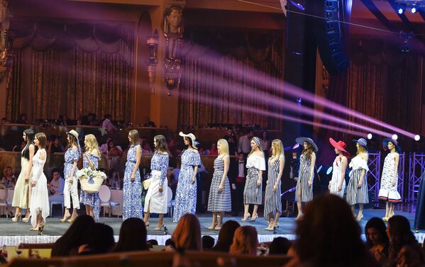 La mujer más linda de los países postsoviéticos - Sputnik Mundo