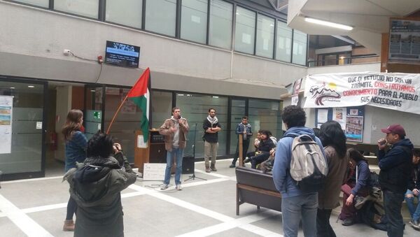 Concentración en la Facultad de Ciencias Sociales de la Universidad de Chile por la causa palestina - Sputnik Mundo