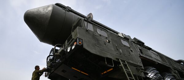 Sistema de misiles balísticos RS-24 Yars - Sputnik Mundo