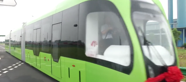 Transporte a rieles autónomo rápido de la empresa china CRRC - Sputnik Mundo