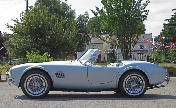 Los automóviles deportivos más pintorescos, en la exposición City Concours de Londres Los automóviles deportivos más pintorescos, en la exposición City Concours de Londres - Sputnik Mundo