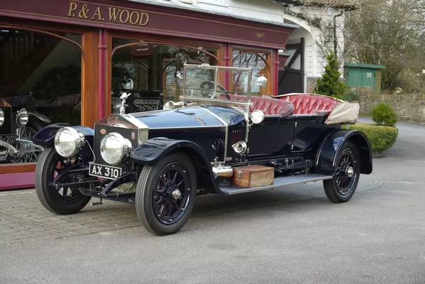Los automóviles deportivos más pintorescos, en la exposición City Concours de Londres Los automóviles deportivos más pintorescos, en la exposición City Concours de Londres - Sputnik Mundo