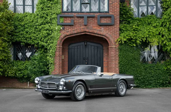 Los automóviles deportivos más pintorescos, en la exposición City Concours de Londres Los automóviles deportivos más pintorescos, en la exposición City Concours de Londres - Sputnik Mundo