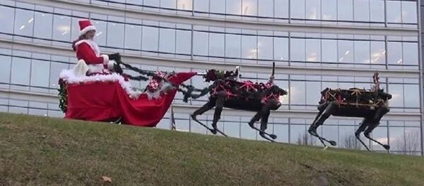 Papá Noel sin ciervos pero con robots - Sputnik Mundo