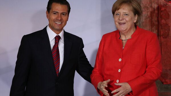 Angela Merkel, canciller alemana, y Enrique Peña Nieto, presidente de México - Sputnik Mundo