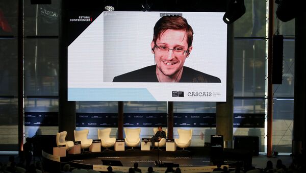 Edward Snowden - Sputnik Mundo