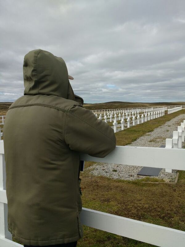 El excombatiente Germán Feldman en las islas Malvinas El excombatiente Germán Feldman en las islas Malvinas - Sputnik Mundo
