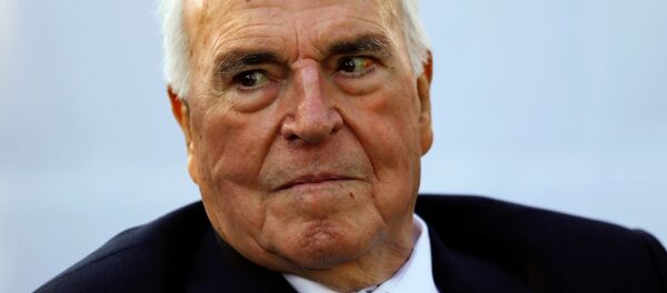 Helmut Kohl, excanciller federal alemán (archivo) - Sputnik Mundo