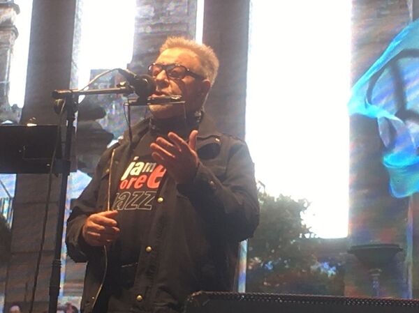 León Gieco en el festival Voy por la Paz, en Rosario, Argentina León Gieco en el festival Voy por la Paz, en Rosario, Argentina - Sputnik Mundo