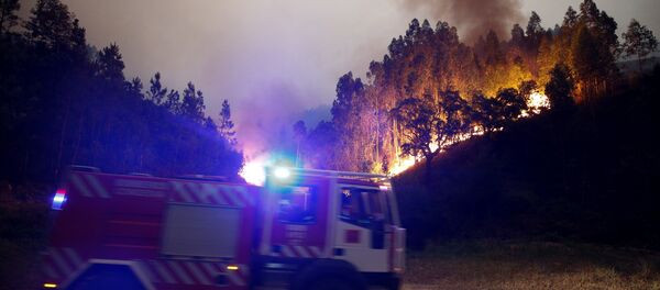 Un incendio forestal cerca de Pedrógao Grande, en Portugal - Sputnik Mundo