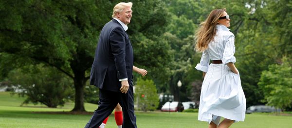 Doland Trump, presidente de EEUU, y Melania Trump, su esposa - Sputnik Mundo