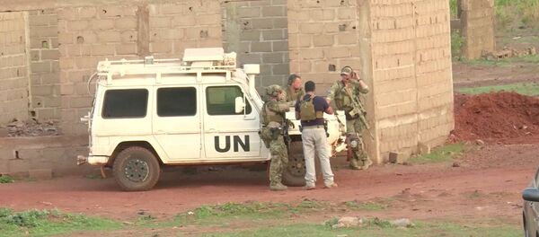 Soldados franceses en Dougourakoro - Sputnik Mundo