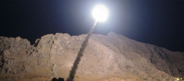 El ataque de Irán contra los terroristas en la provincia siria de Deir Ezzor El ataque de Irán contra los terroristas en la provincia siria de Deir Ezzor - Sputnik Mundo