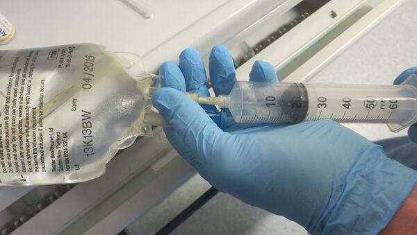 Terapia intravenosa - Sputnik Mundo