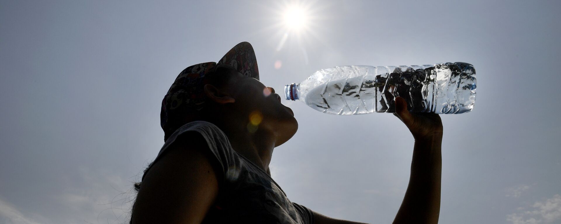 Una ola de calor  - Sputnik Mundo, 1920, 31.12.2021