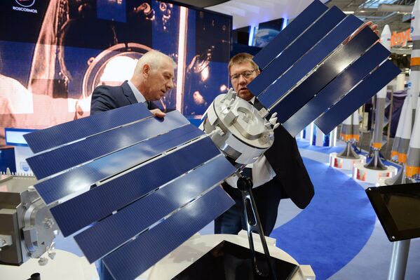 Rusia se luce en el Salón Internacional de la Aeronáutica y el Espacio Le Bourget 2017 - Sputnik Mundo