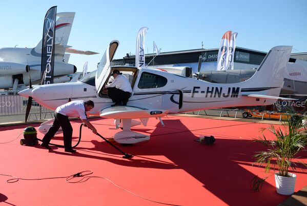 Rusia se luce en el Salón Internacional de la Aeronáutica y el Espacio Le Bourget 2017 - Sputnik Mundo