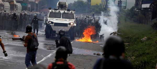 Protestas en Caracas - Sputnik Mundo