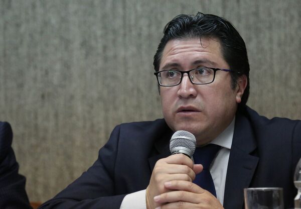 Carlos Poveda, el abogado privado de Assange en Ecuador - Sputnik Mundo