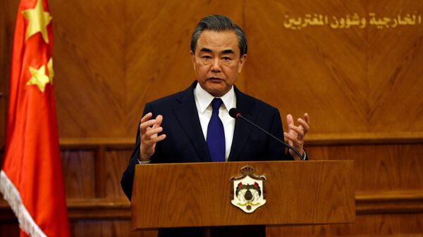 Wang Yi, ministro de Exteriores de China - Sputnik Mundo