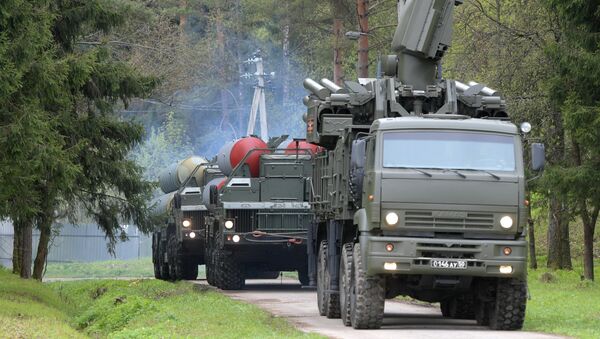 El sistema antiaéreo cañón-misil ruso Pantsir - Sputnik Mundo