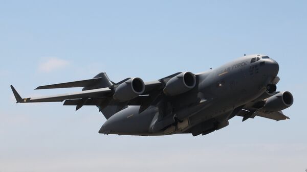 Avión de transporte C-17 - Sputnik Mundo