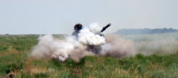 Un tanque en Ucrania - Sputnik Mundo