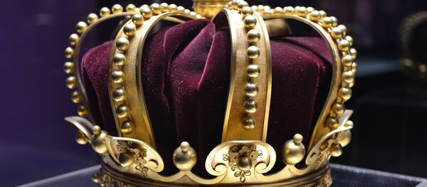 Una corona - Sputnik Mundo