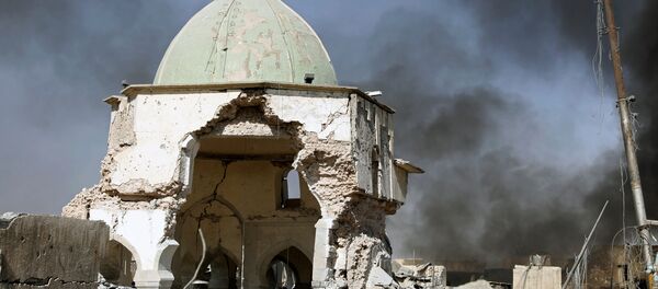 Los restos de la mezquita de Al Nuri en Mosul, Irak - Sputnik Mundo