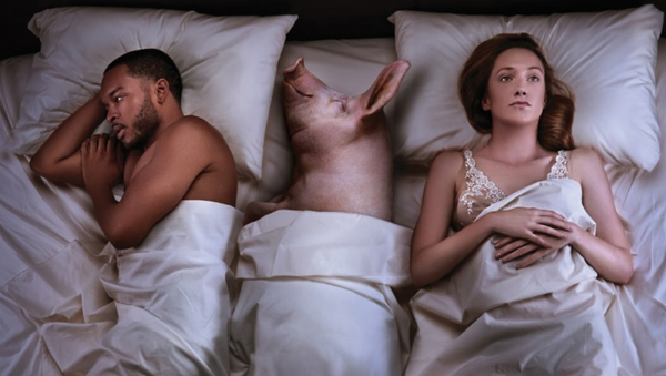 La nueva publicidad de PETA - Sputnik Mundo