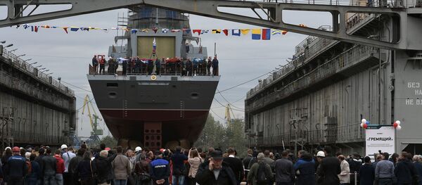 Bienvenido a la familia: la botadura de la corbeta armada con misiles Kalibr - Sputnik Mundo