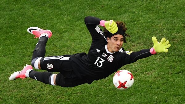 Guillermo Ochoa, guardameta de la selección de México - Sputnik Mundo