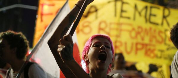Protesta contra Michel Temer en Río de Janeiro - Sputnik Mundo