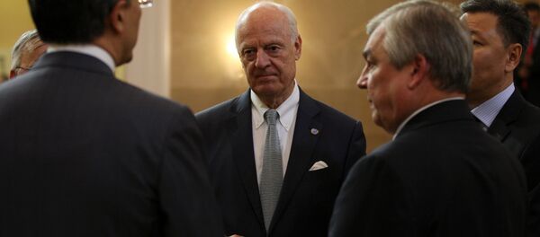 Staffan de Mistura, el enviado especial de la ONU en las consultas de Siria en Astaná Staffan de Mistura, el enviado especial de la ONU en las consultas de Siria en Astaná - Sputnik Mundo