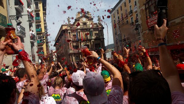 Fiesta de San Fermín an Pamplona, España - Sputnik Mundo