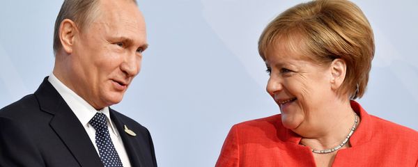 Presidente de Rusia, Vladímir Putin y canciller de Alemania, Angela Merkel Presidente de Rusia, Vladímir Putin y canciller de Alemania, Angela Merkel - Sputnik Mundo