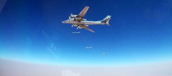 El lanzamiento del misil de crucero Kh-101 - Sputnik Mundo