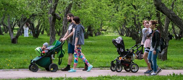 Las familias rusas - Sputnik Mundo