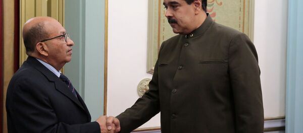 Contralor general, Manuel Galindo y presidente de Venezuela, Nicolás Maduro - Sputnik Mundo