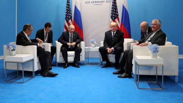 El presidente de Rusia, Vladímir Putin, y su homólogo norteamericano, Donald Trump El presidente de Rusia, Vladímir Putin, y su homólogo norteamericano, Donald Trump - Sputnik Mundo
