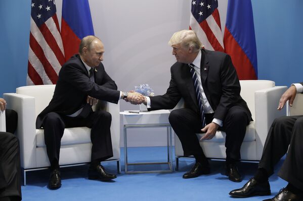 Vladímir Putin cumple 65 años Vladímir Putin cumple 65 años - Sputnik Mundo