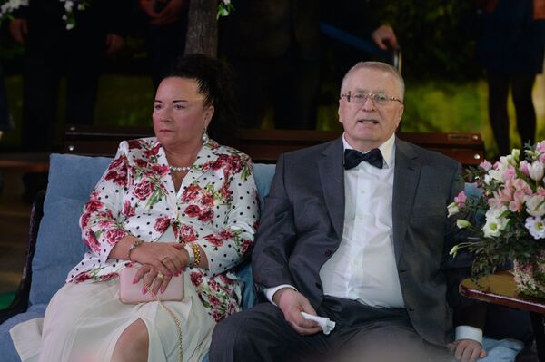 La bióloga Galina Lébedeva y Vladímir Zhirinovski, líder del Partido Liberal Demócrata de Rusia, se casaron en 1971. - Sputnik Mundo