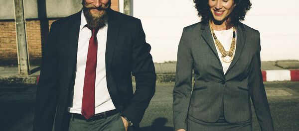 Gente de negocios (imagen referencial) - Sputnik Mundo