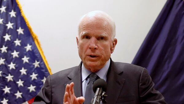 El senador estadounidense, John McCain - Sputnik Mundo