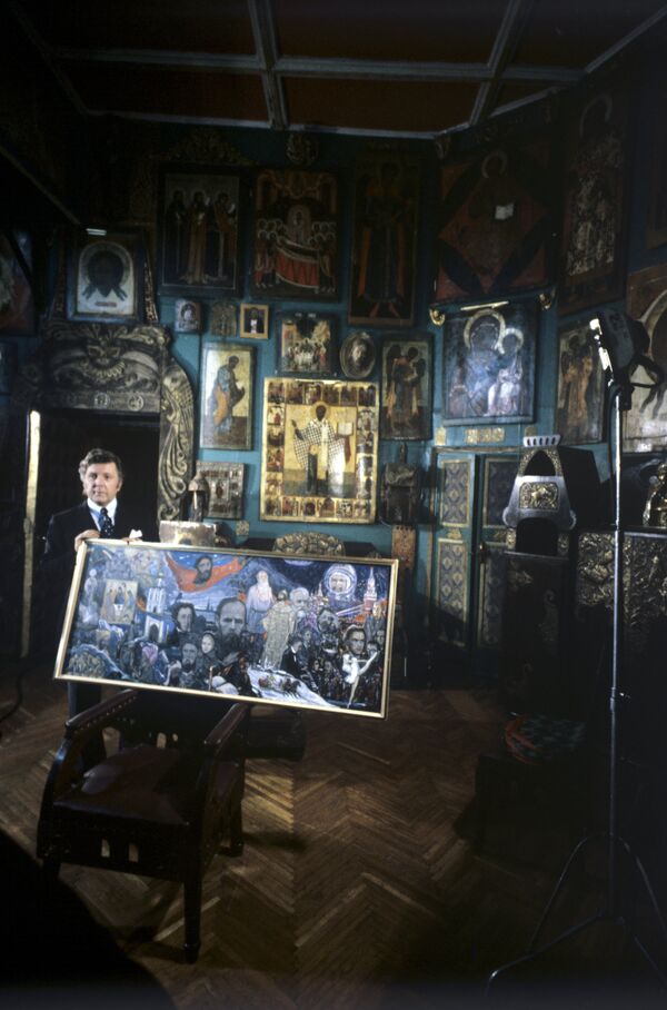 El pintor Iliá Glazunov en su taller - Sputnik Mundo