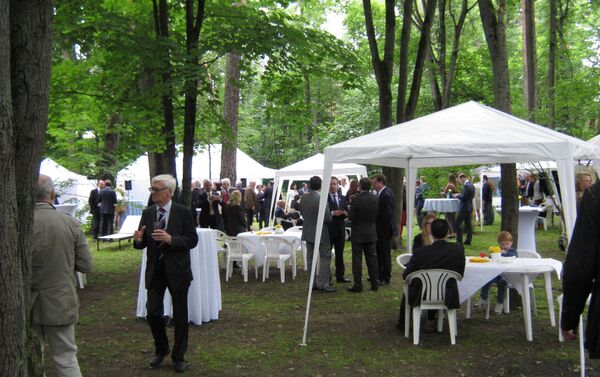 Fortaleciendo los vínculos de amistad - Sputnik Mundo