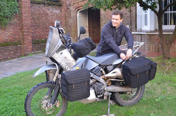 El viajero ruso Oleg Jaritónov - Sputnik Mundo